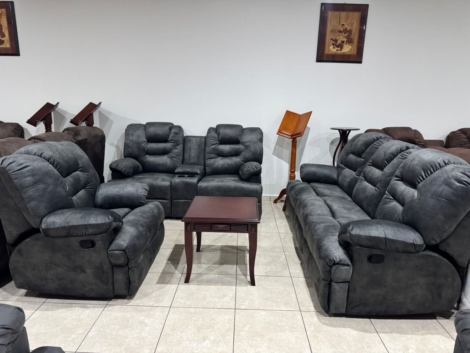 Sala 3,2,1 con 5 asientos reclinables imagen 13